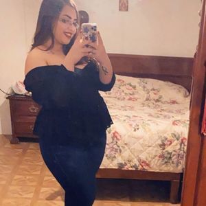 Meet your Posher, Marisol